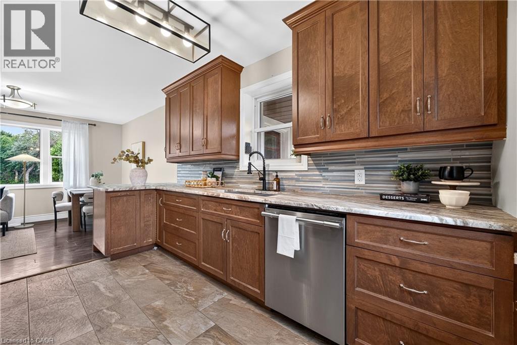 176 Avalon Place, Kitchener, Ontario  N2M 4N8 - Photo 16 - 40866130