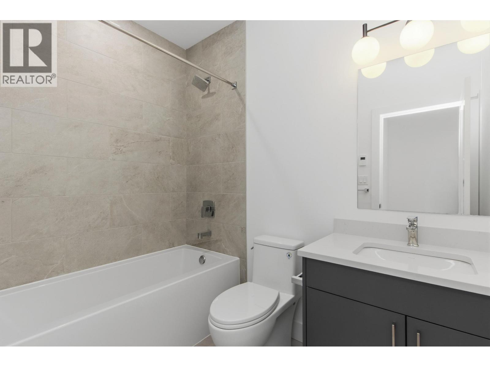 2 2096 CRUMPIT WOODS DRIVE photo 27