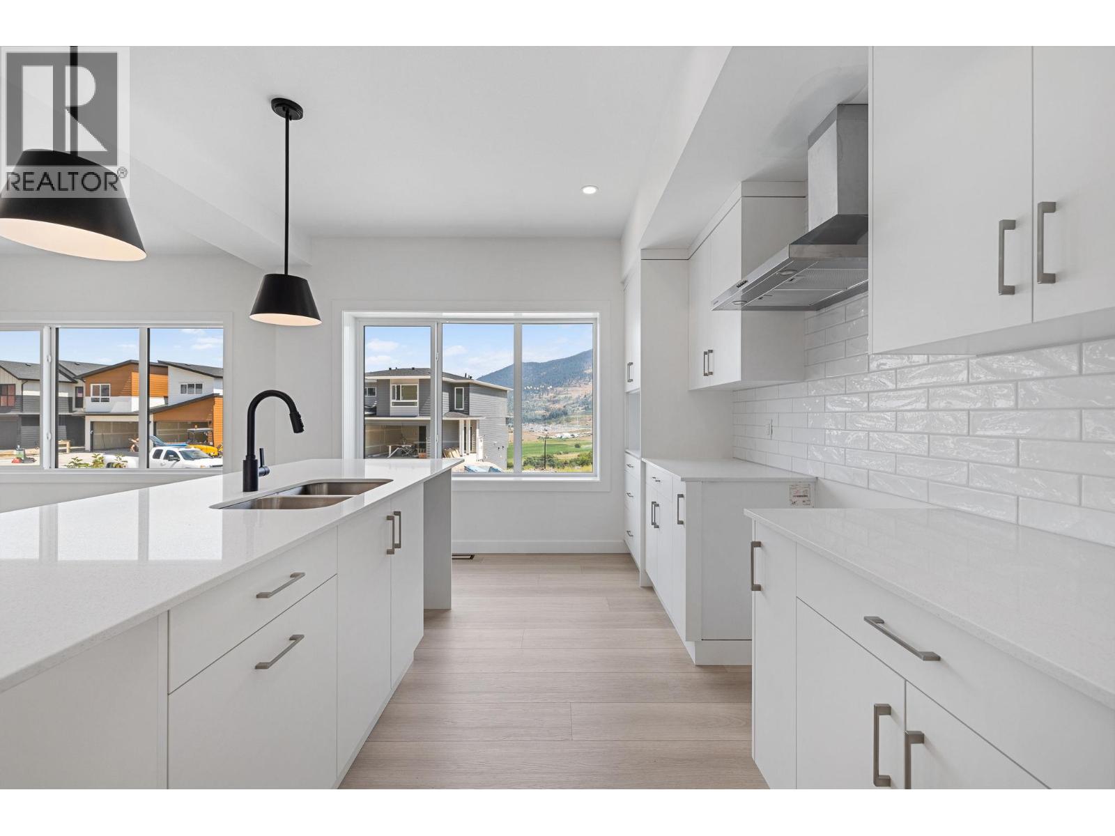 430 Arrowleaf Rise photo 7