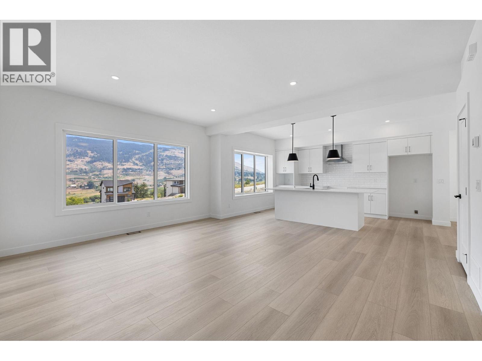 430 Arrowleaf Rise photo 4