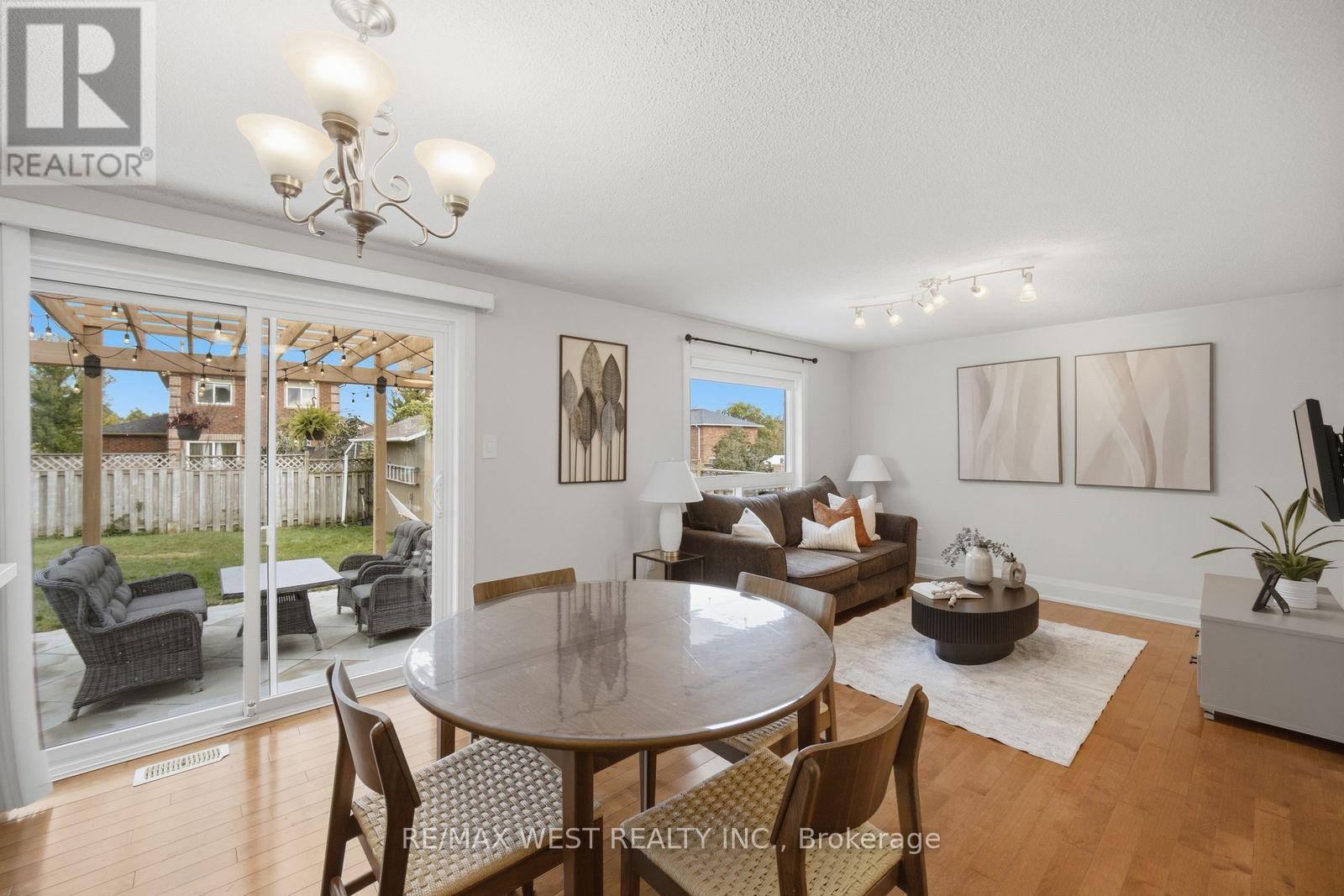 11 Ambler Bay, Barrie, Ontario  L4M 7A4 - Photo 10 - S13820682