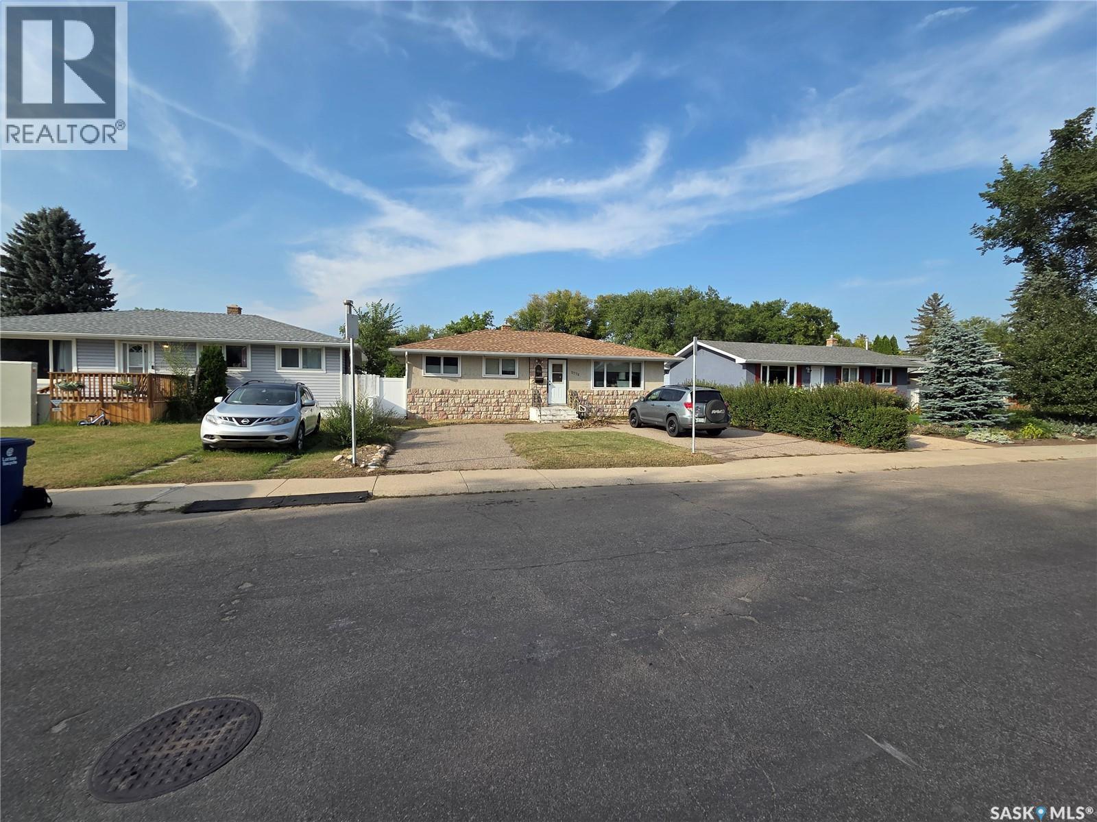 2776 Eastview, Saskatoon, Saskatchewan  S7J 3H5 - Photo 4 - SK049301
