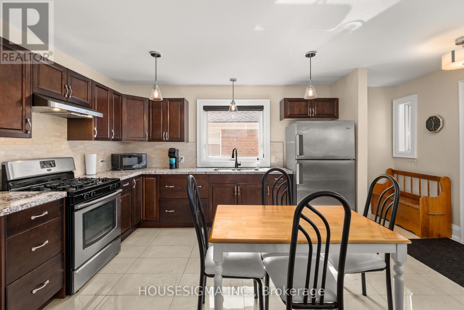 309 Baldwin Street, Oshawa, Ontario  L1H 6H5 - Photo 5 - E13821402