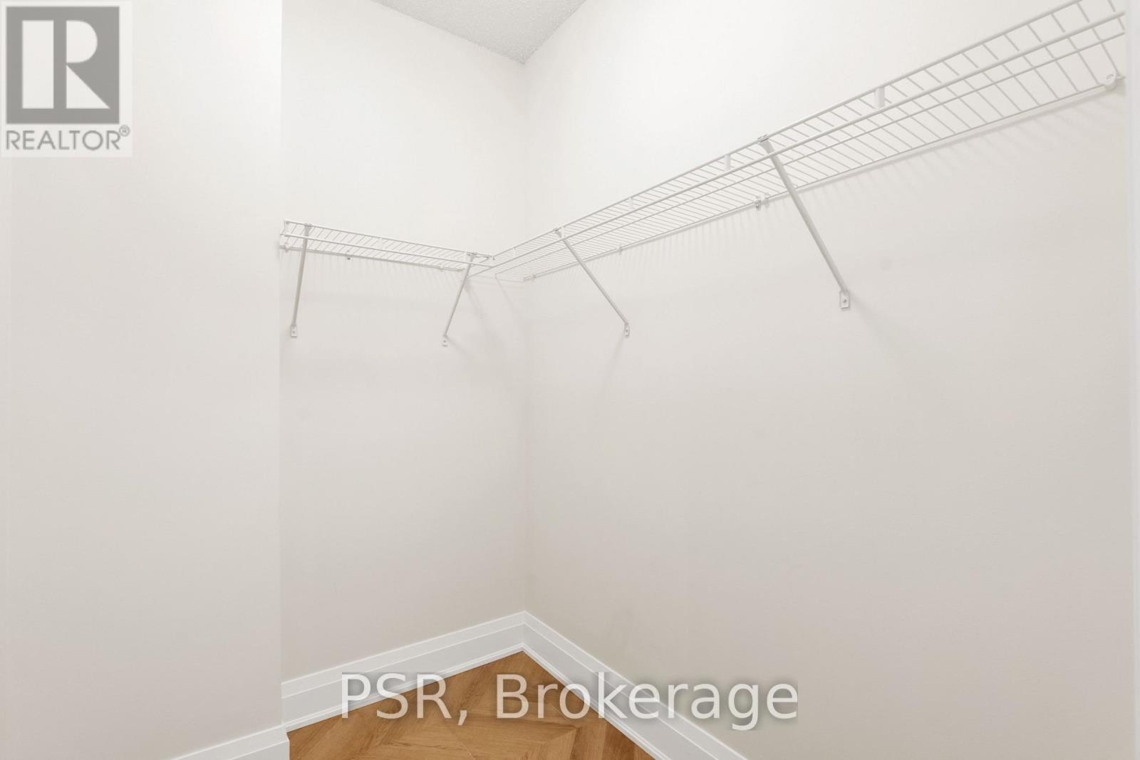 202 - 8302 Islington Avenue, Vaughan, Ontario  L4L 0E6 - Photo 18 - N13821410