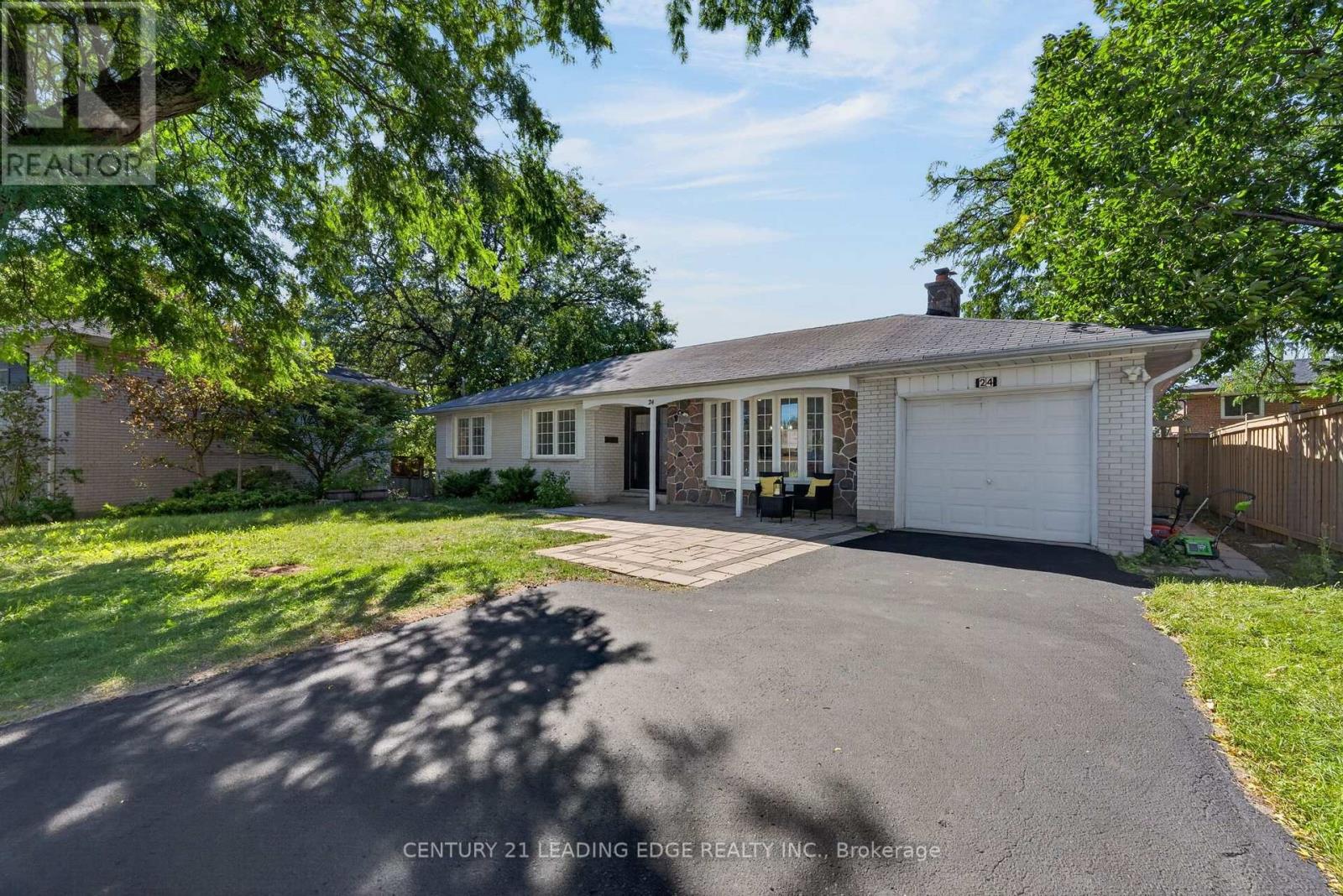 24 Lincoln Green Drive, Markham, Ontario  L3P 1R5 - Photo 4 - N13821424