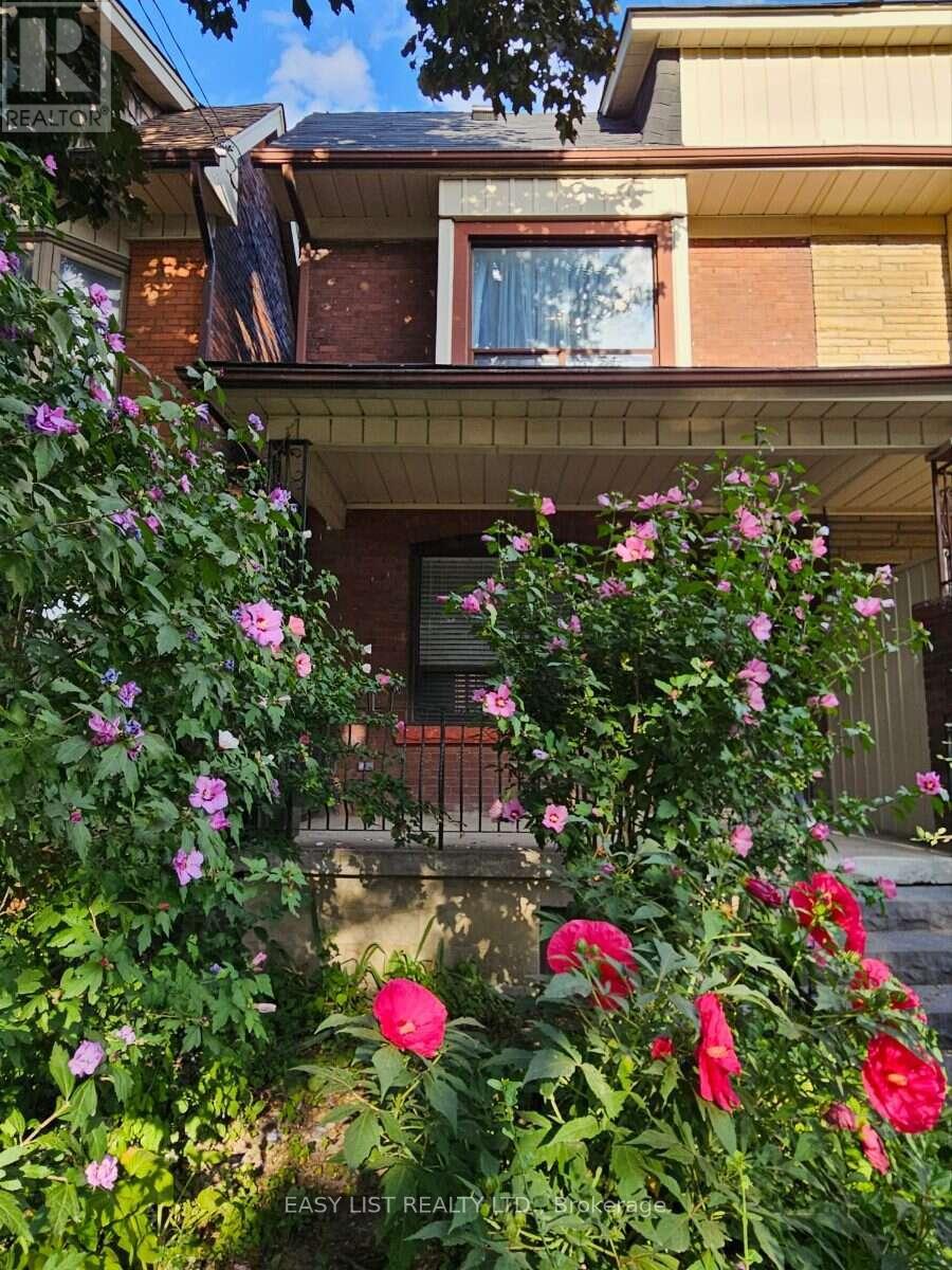 449 PACIFIC AVENUE, Toronto, Ontario