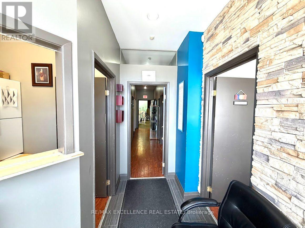 2 - 4025 BRANDON GATE DRIVE, Mississauga, Ontario