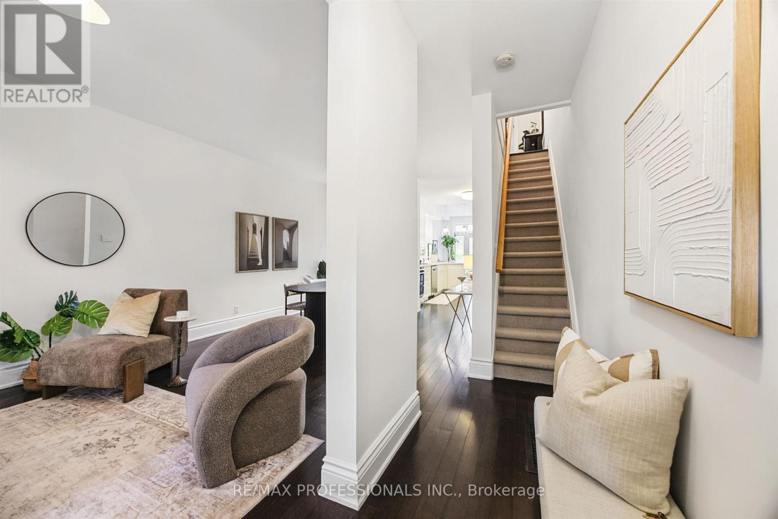 28 Wright Avenue, Toronto, Ontario  M6R 1K8 - Photo 4 - W13821438