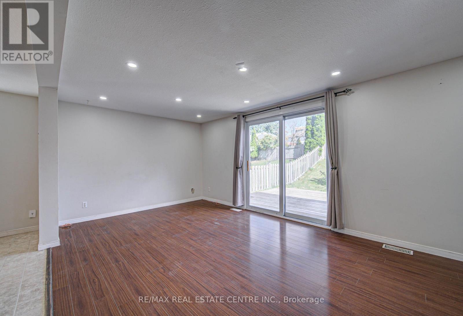 155 Highbrook Street, Kitchener, Ontario  N2E 3P5 - Photo 13 - X13821414