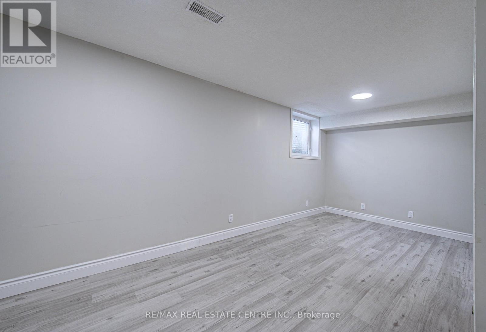 155 Highbrook Street, Kitchener, Ontario  N2E 3P5 - Photo 25 - X13821414