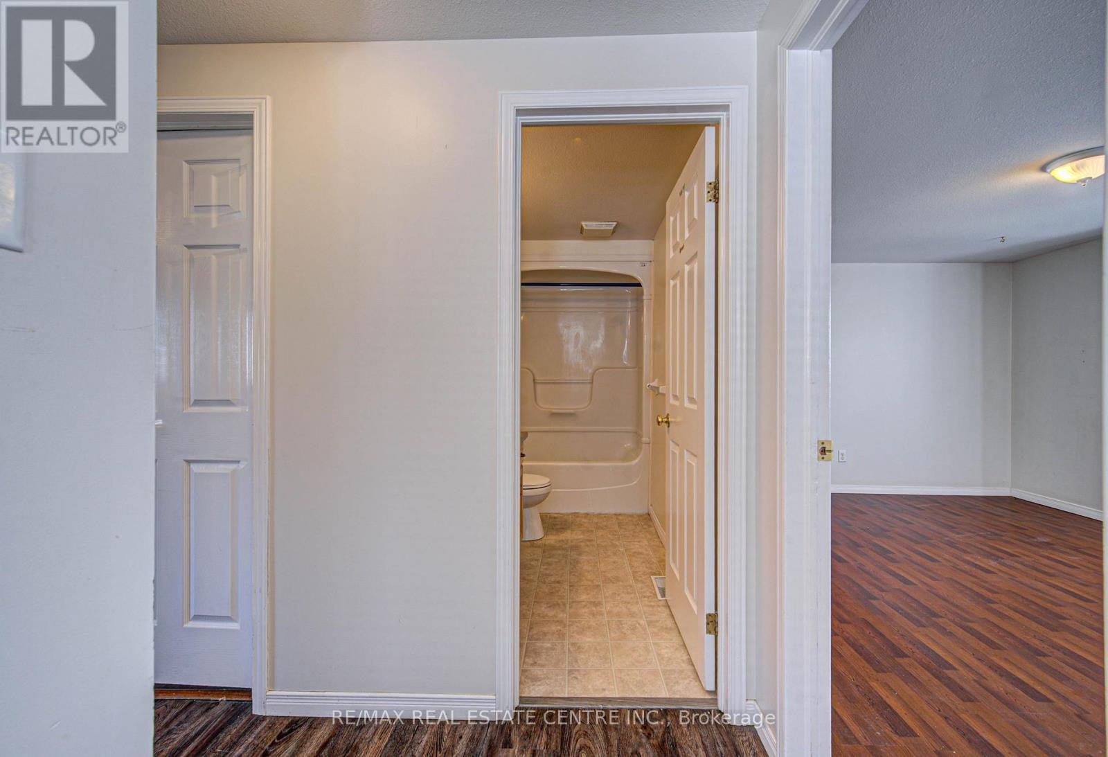 155 Highbrook Street, Kitchener, Ontario  N2E 3P5 - Photo 32 - X13821414