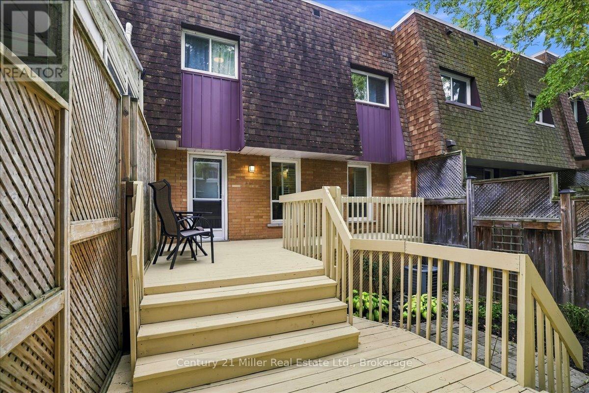 37 Tulip Street, Oakville, Ontario  L6L 3V3 - Photo 18 - W13821124