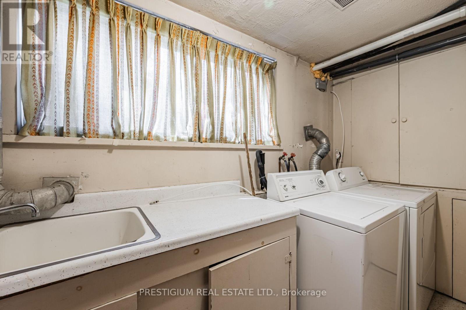 75 Stormont Avenue, Toronto, Ontario  M5N 2C3 - Photo 21 - C13820926