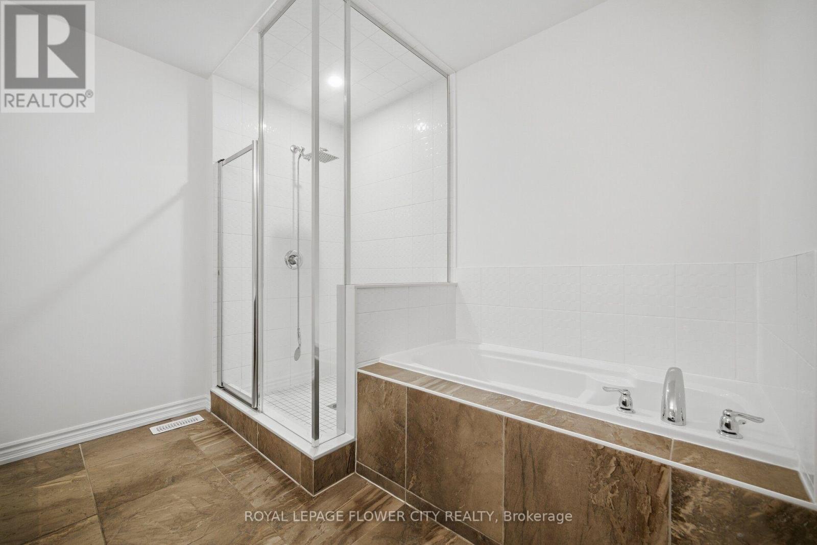 44 Rochester Drive, Barrie, Ontario  L9J 0W1 - Photo 27 - S13807292