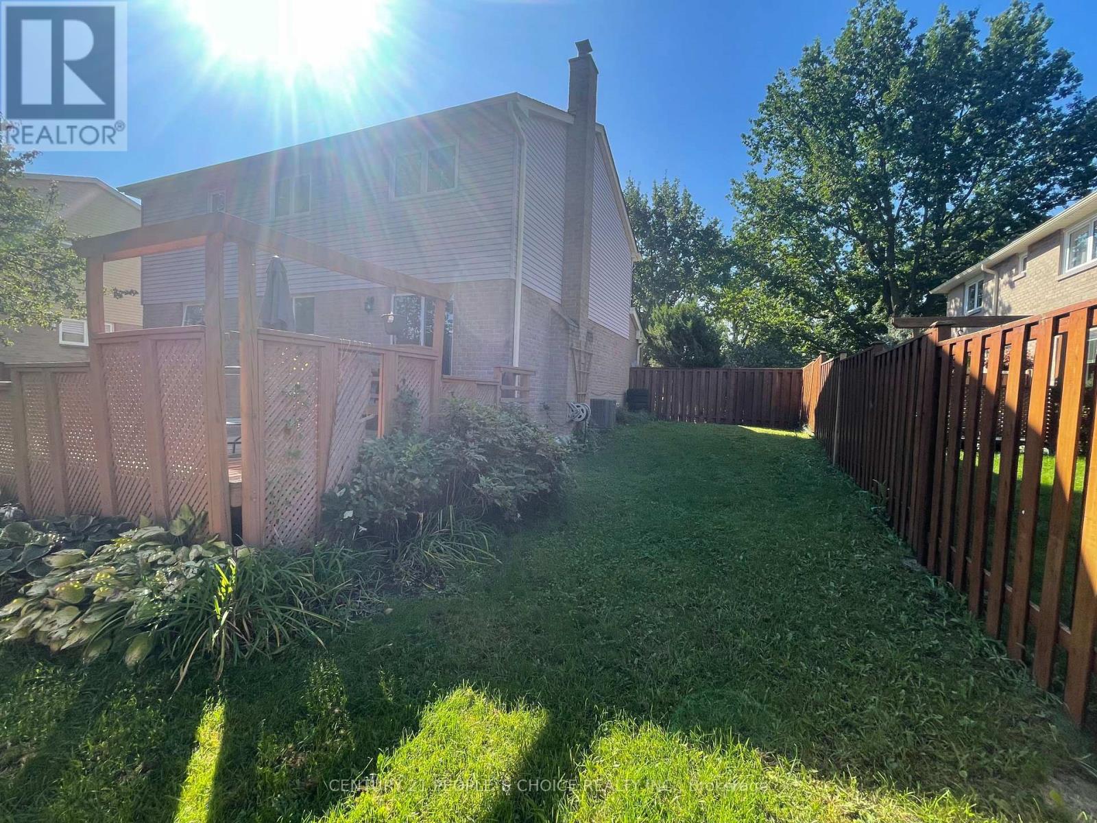 6063 Farmstead Lane, Mississauga, Ontario  L5N 2Y9 - Photo 24 - W13774628