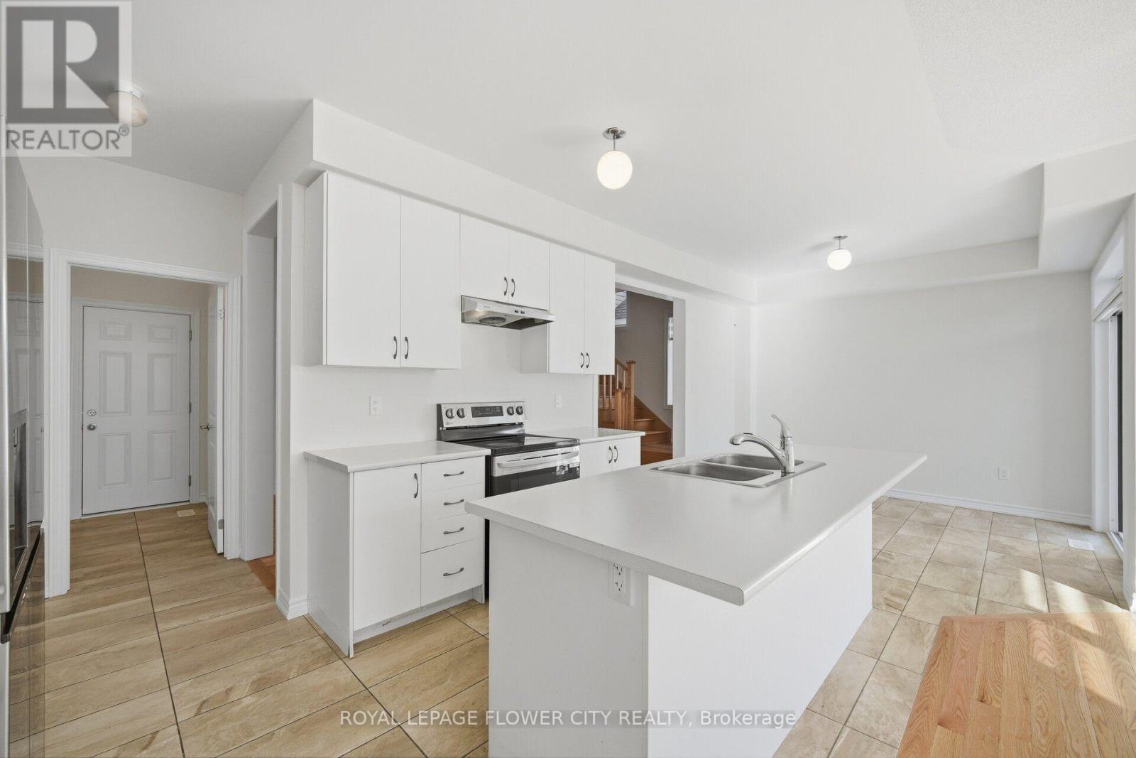 44 Rochester Drive, Barrie, Ontario  L9J 0W1 - Photo 14 - S13807292