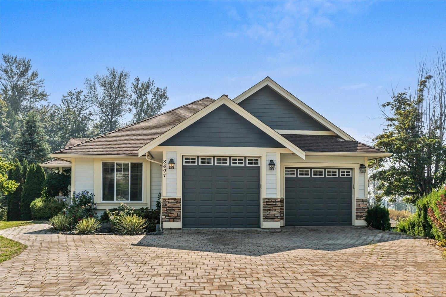 8497 BRADSHAW PLACE|Eastern Hillsides photo 1