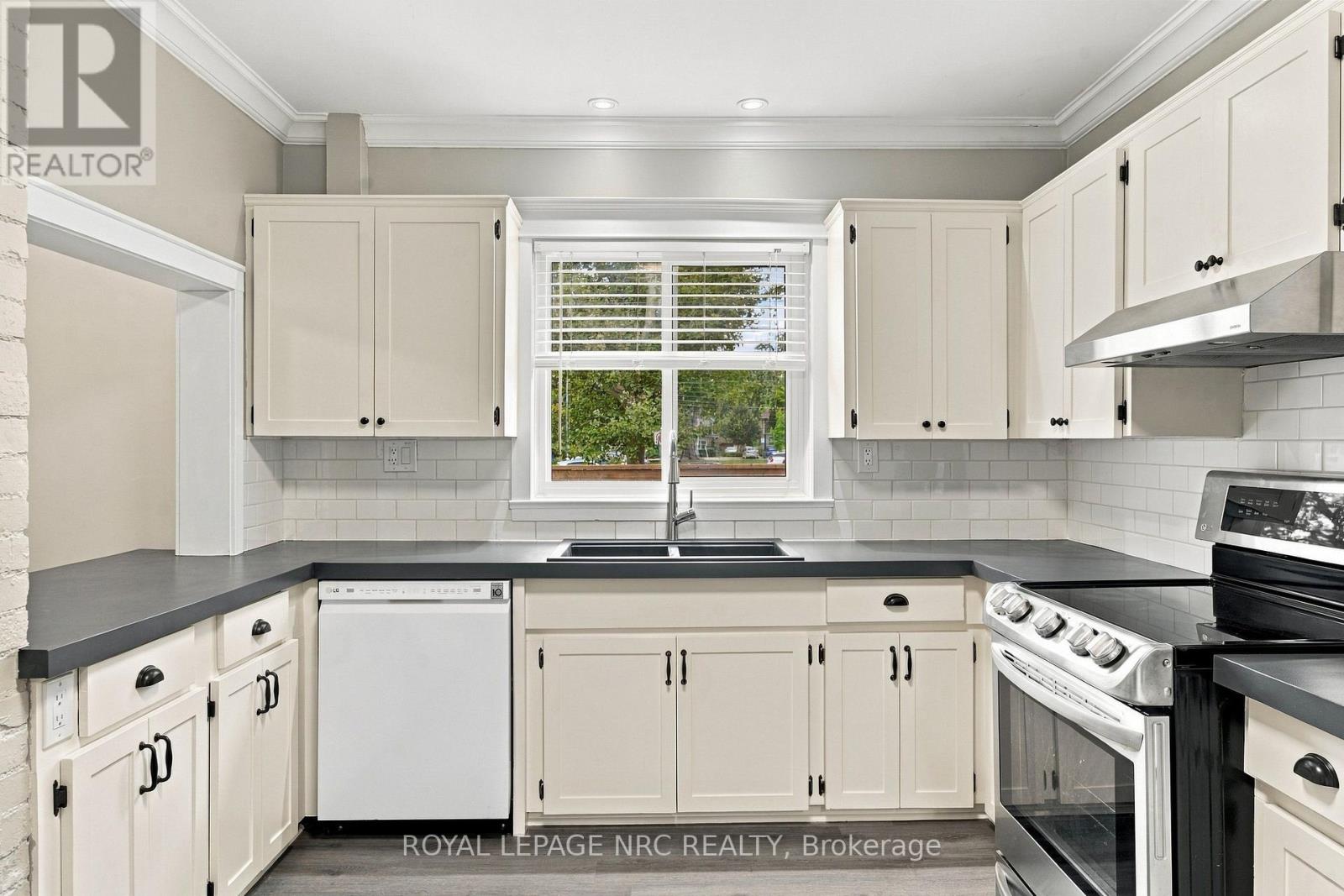 78 Henry Street, St. Catharines, Ontario  L2R 5V2 - Photo 20 - X13813996
