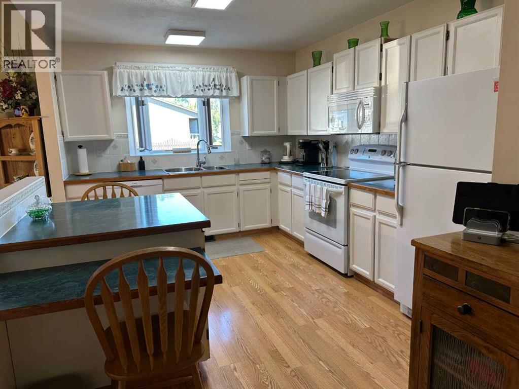 301 Westhill Close photo 9