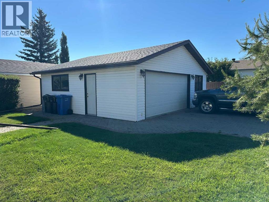 301 Westhill Close photo 7