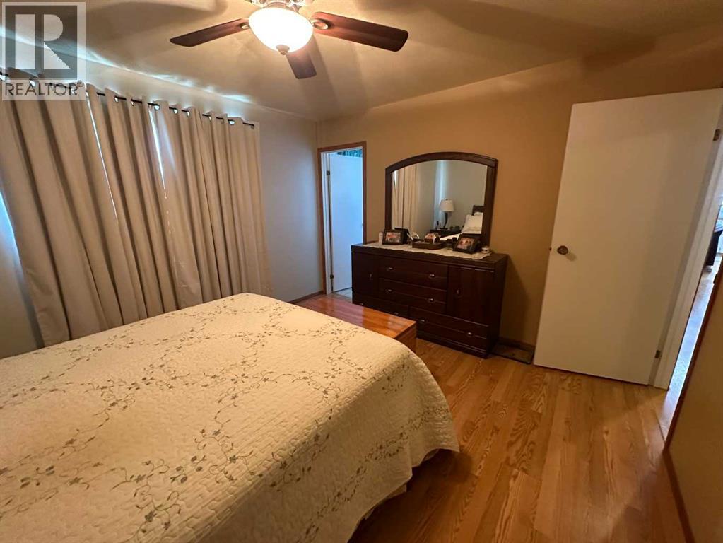 301 Westhill Close photo 23