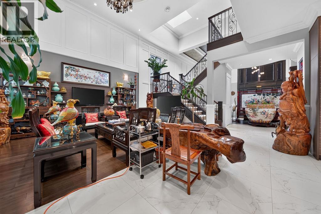 8828 COOPER ROAD