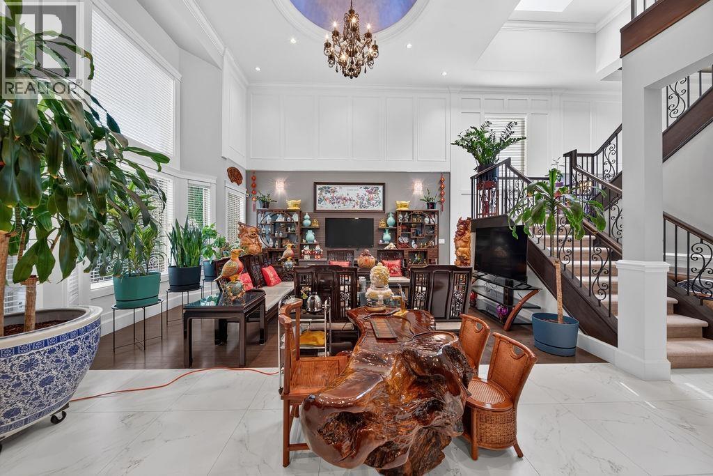 8828 COOPER ROAD