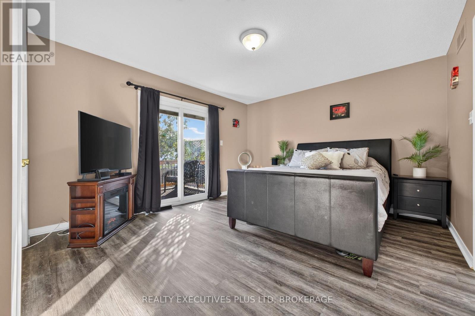 7802 Sabine Drive, Niagara Falls (Ascot), Ontario L2H 3E4 - Photo 17 - X13821444