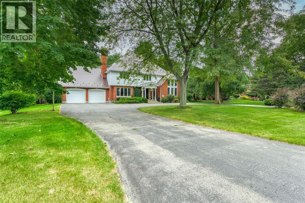 1821 BLACKWELL ROAD Sarnia Ontario Canada N7T7H4 4