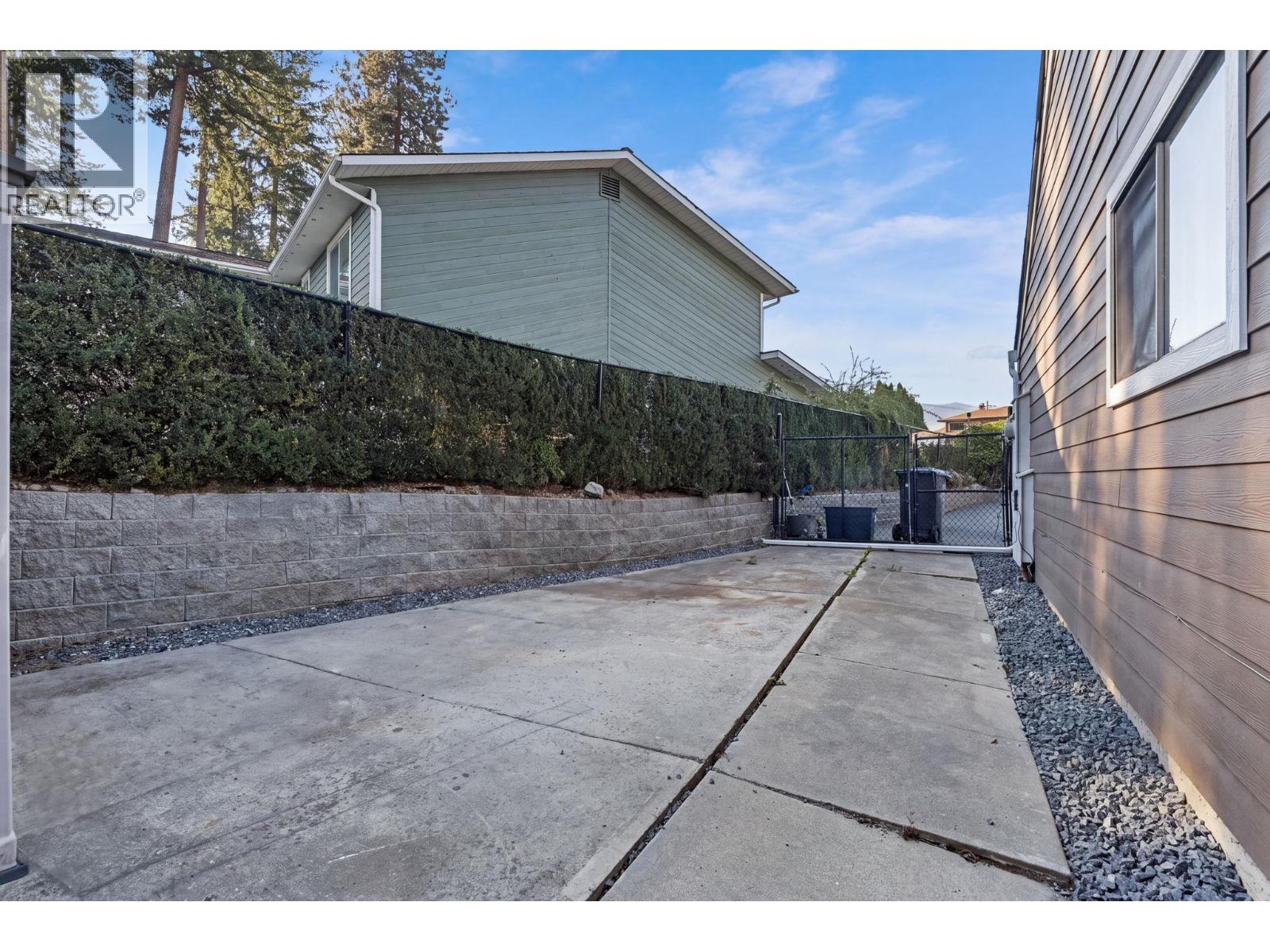 710 Tozer Court, Kelowna, British Columbia  V1W 2P8 - Photo 22 - 10401601