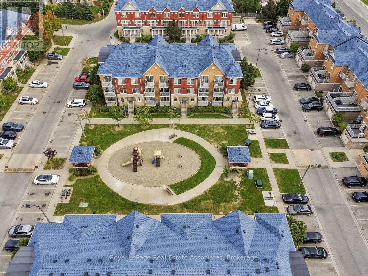 16 - 3975 Eglinton Avenue W, Mississauga, Ontario  L5M 0E7 - Photo 11 - W13821450