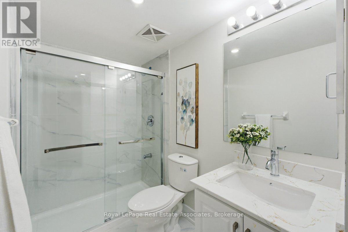 16 - 3975 Eglinton Avenue W, Mississauga, Ontario  L5M 0E7 - Photo 22 - W13821450