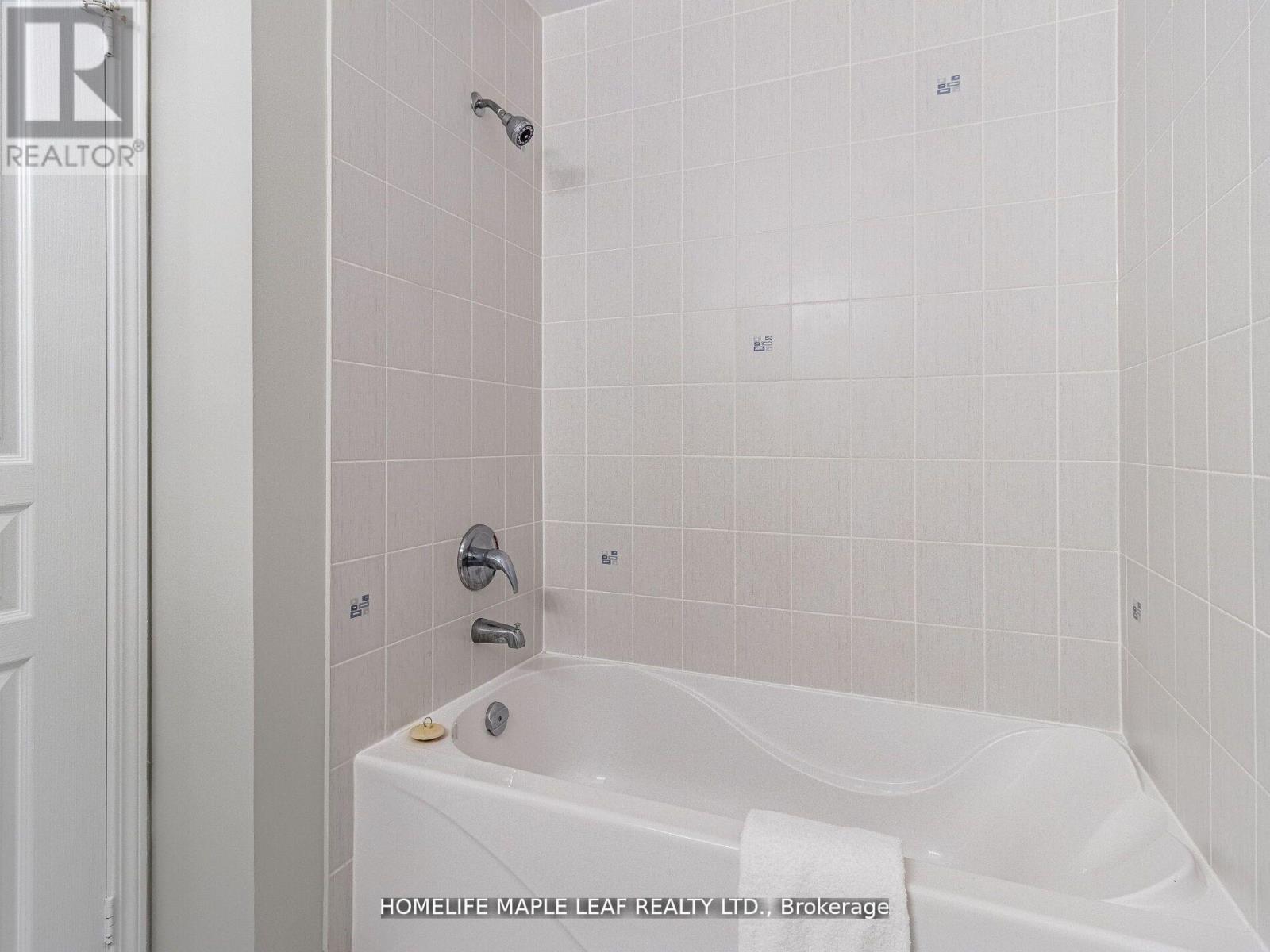 Lph02 - 2240 Lakeshore Boulevard W, Toronto, Ontario  M8V 0B1 - Photo 35 - W13821462