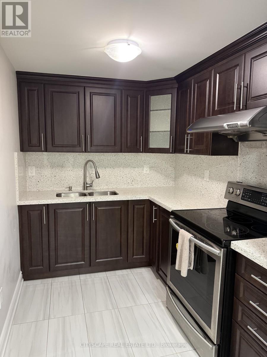 Bsmt - 6 Lucky Lane, Brampton, Ontario  L6R 3M3 - Photo 16 - W13821490