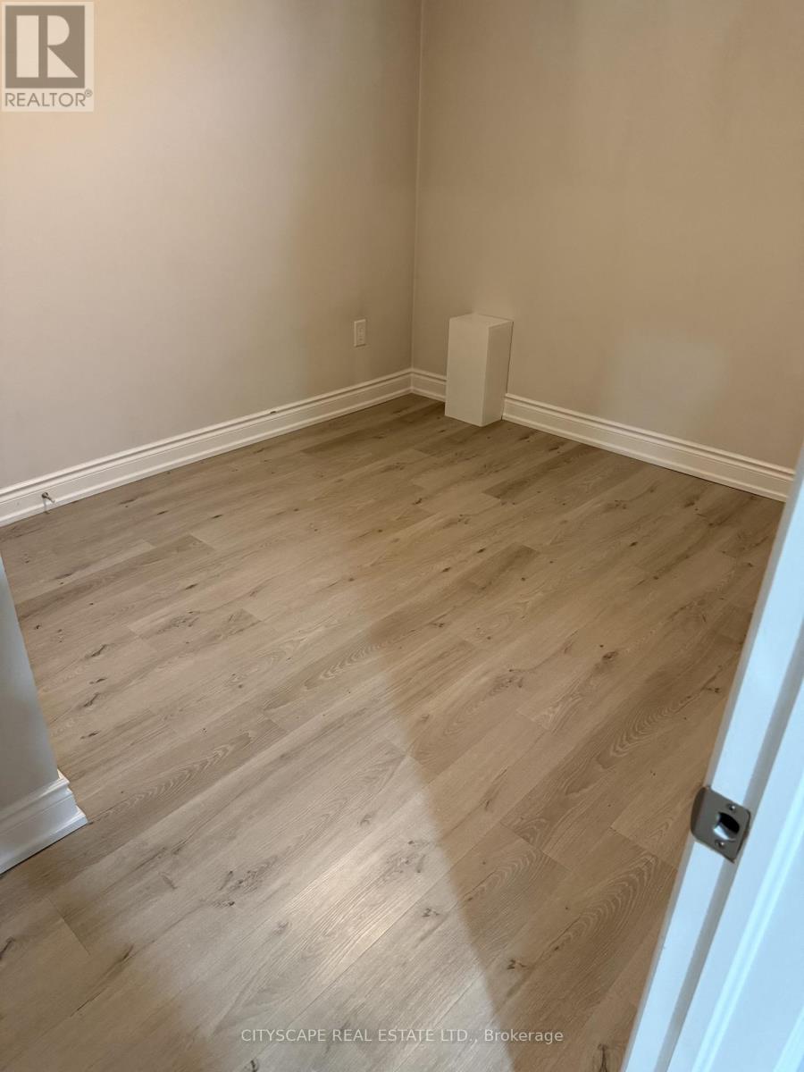 Bsmt - 6 Lucky Lane, Brampton, Ontario  L6R 3M3 - Photo 17 - W13821490