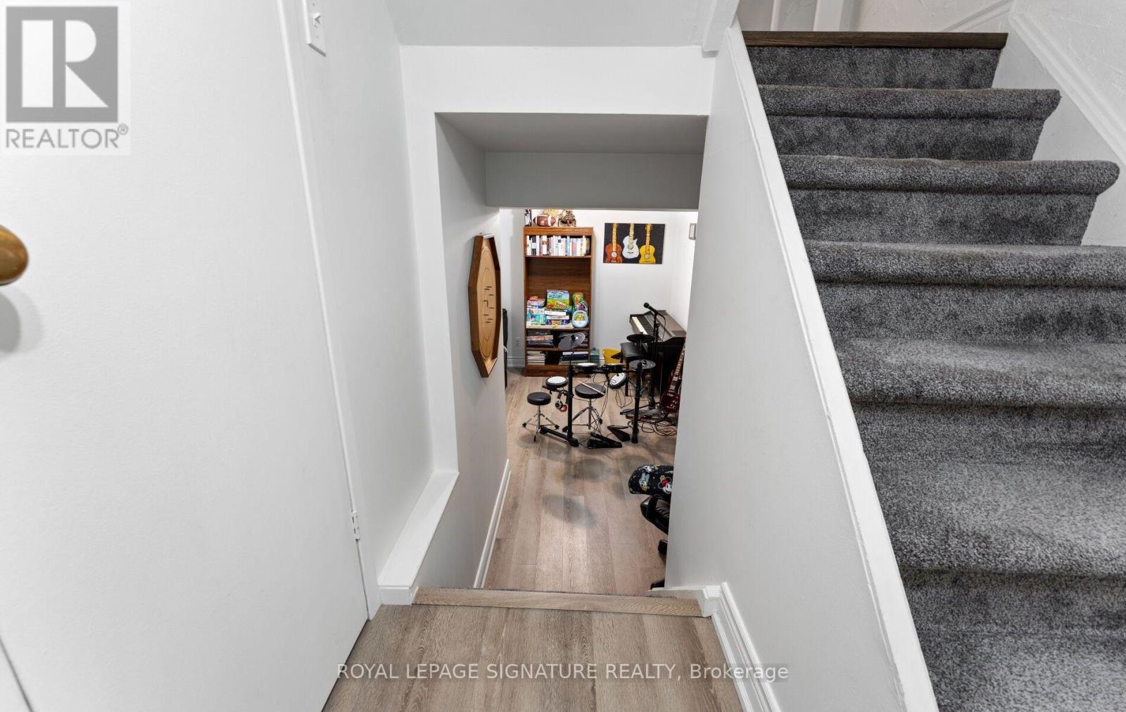 4045 Taffey Crescent, Mississauga, Ontario  L5L 2A6 - Photo 39 - W13821524