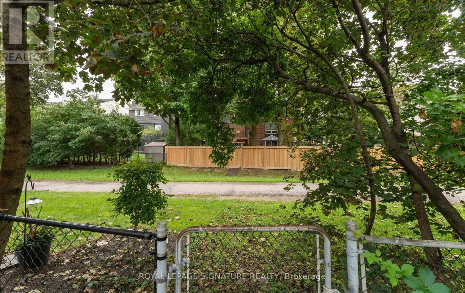 4045 Taffey Crescent, Mississauga, Ontario  L5L 2A6 - Photo 47 - W13821524