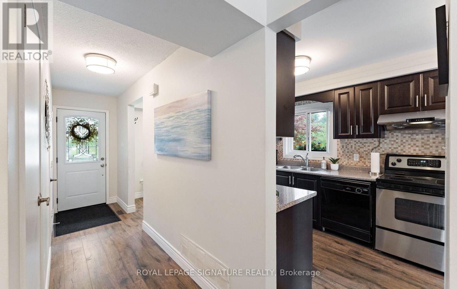 4045 Taffey Crescent, Mississauga, Ontario  L5L 2A6 - Photo 5 - W13821524