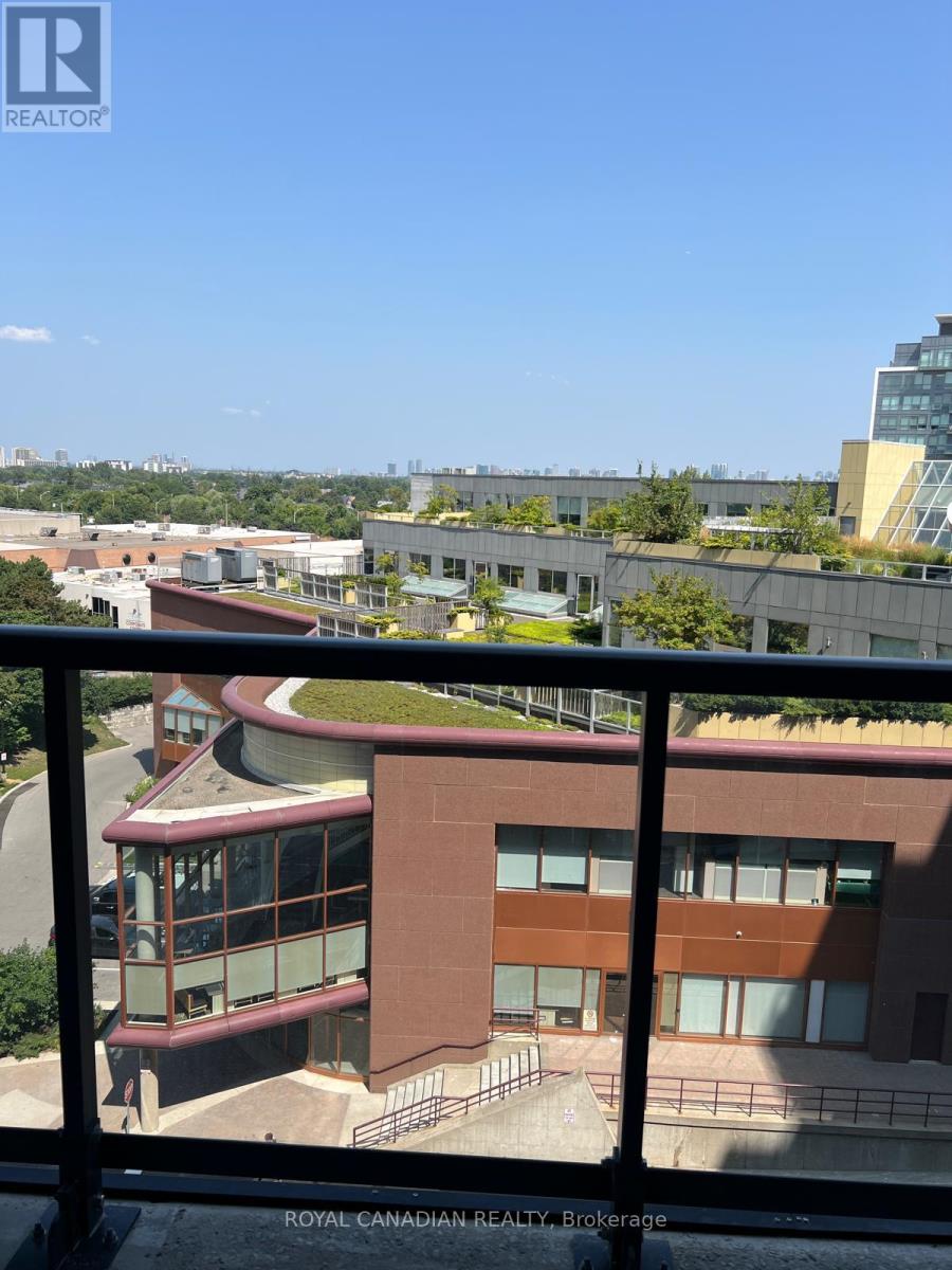 837 - 1100 Sheppard Avenue W, Toronto, Ontario  M3K 0E4 - Photo 3 - W13821528