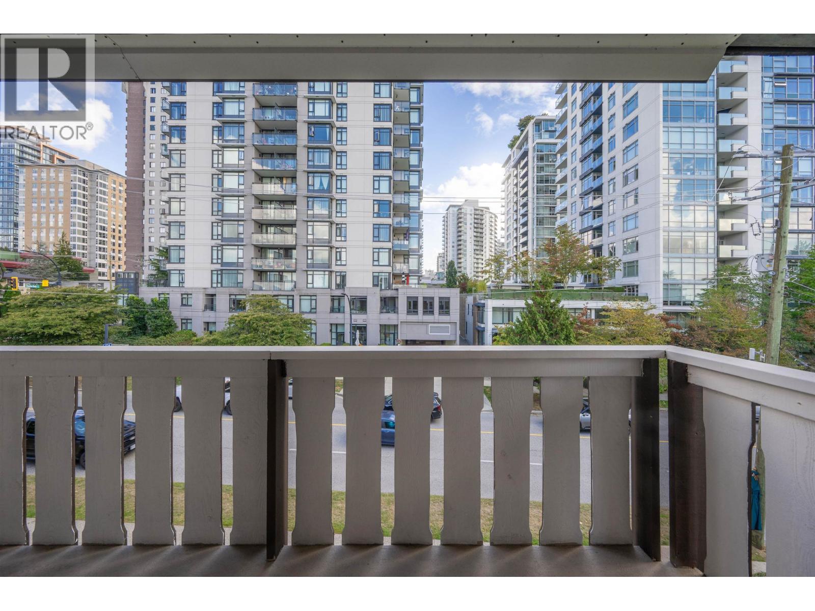 302 1345 Chesterfield Avenue, North Vancouver, British Columbia  V7M 2N1 - Photo 10 - R3168251