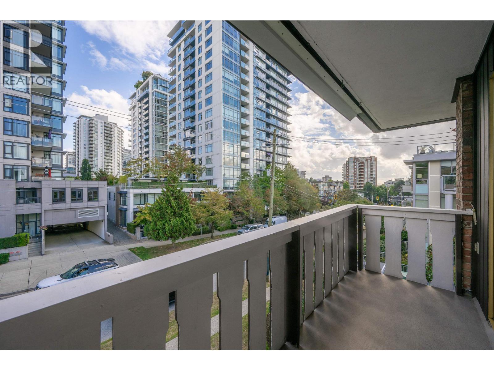 302 1345 Chesterfield Avenue, North Vancouver, British Columbia  V7M 2N1 - Photo 11 - R3168251