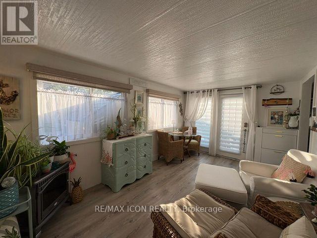 100 Shannon Boulevard, South Huron, Ontario  N0M 1T0 - Photo 11 - X13812138