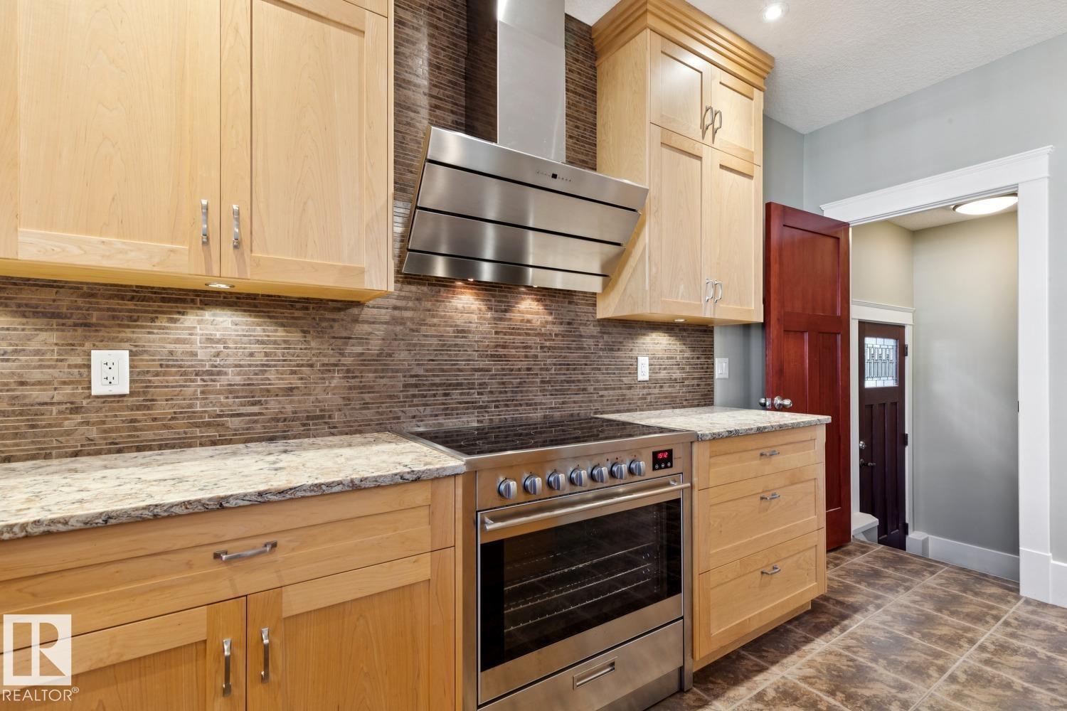11032 80 Av Nw, Edmonton, Alberta  T6G 0R3 - Photo 15 - E4510015