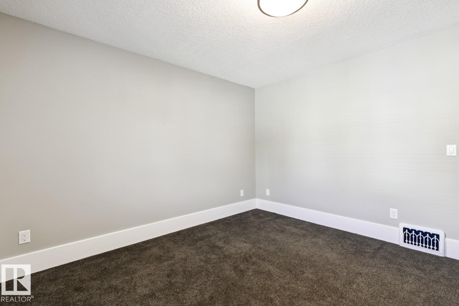 11032 80 Av Nw, Edmonton, Alberta  T6G 0R3 - Photo 41 - E4510015
