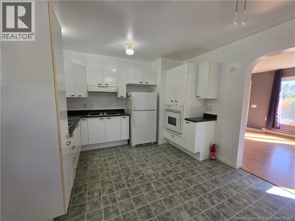 337 Howard Road photo 2