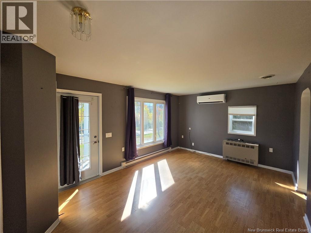 337 Howard Road photo 6
