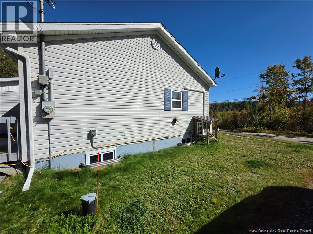 337 Howard Road photo 28
