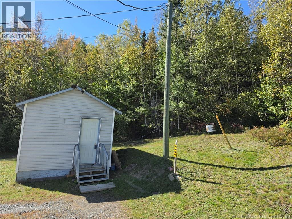 337 Howard Road photo 19