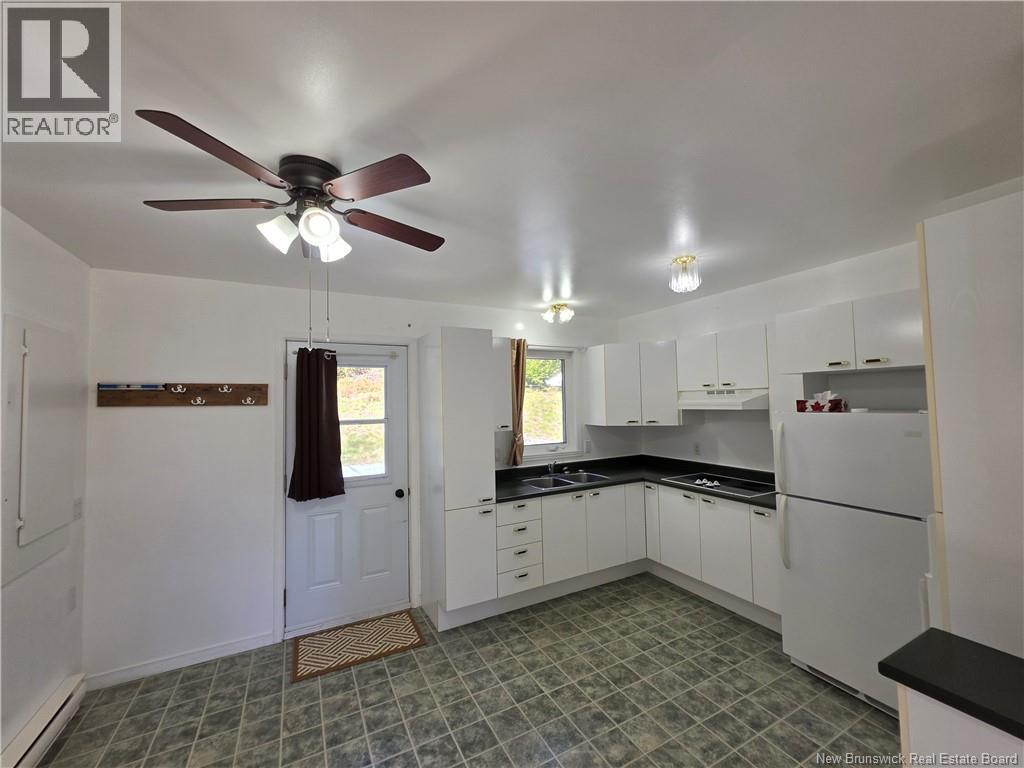 337 Howard Road photo 3