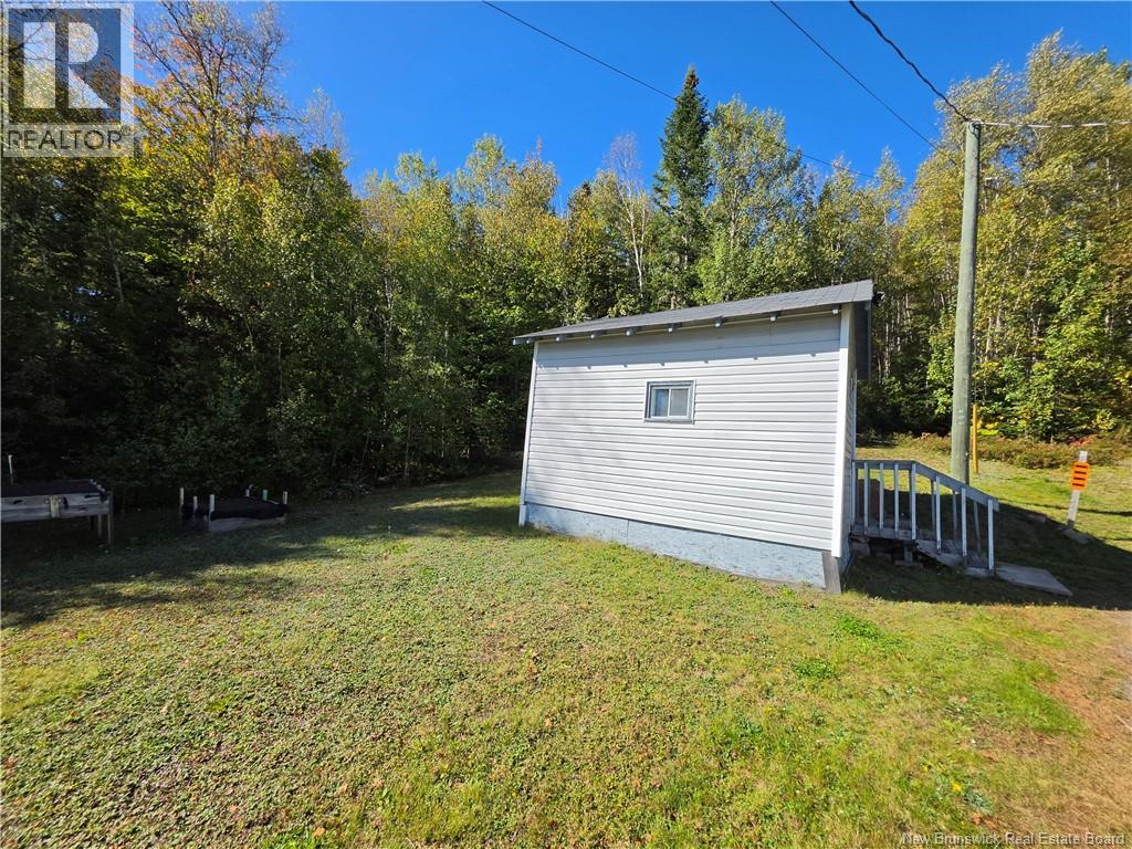 337 Howard Road photo 21